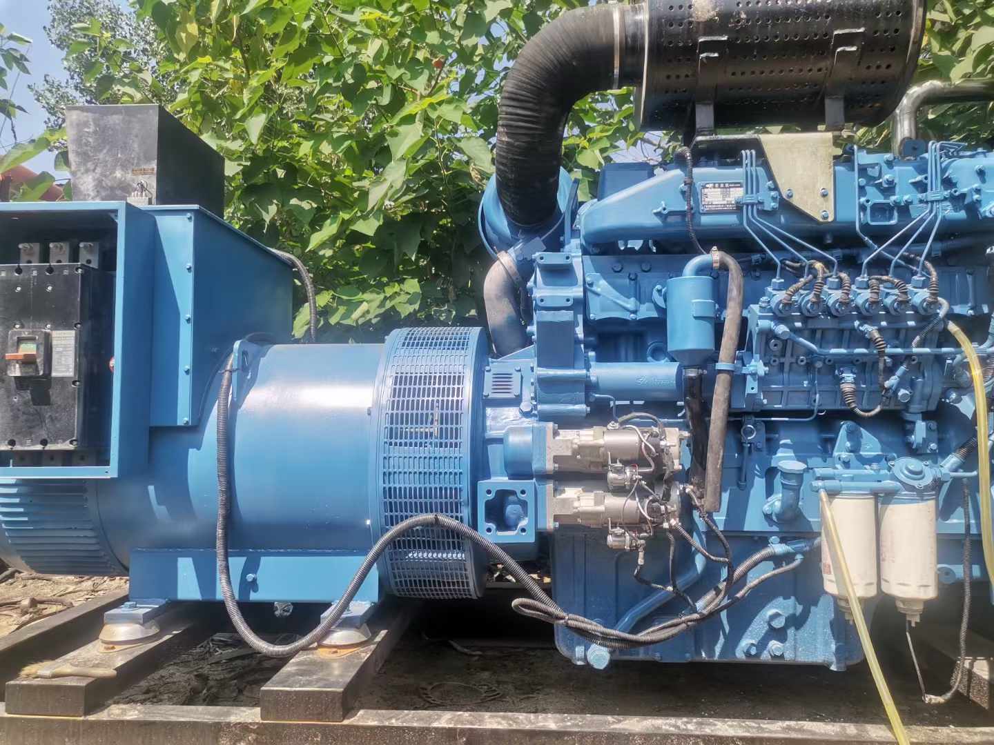 普定详细说明降低 800kW 柴油发电机输出电流波动的方法
