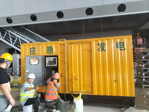 普定怎样判断空气滤清器是否需要更换？